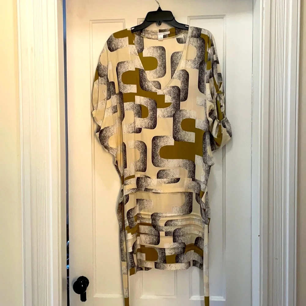 Unique DVF silk dress - Picture 1 of 4